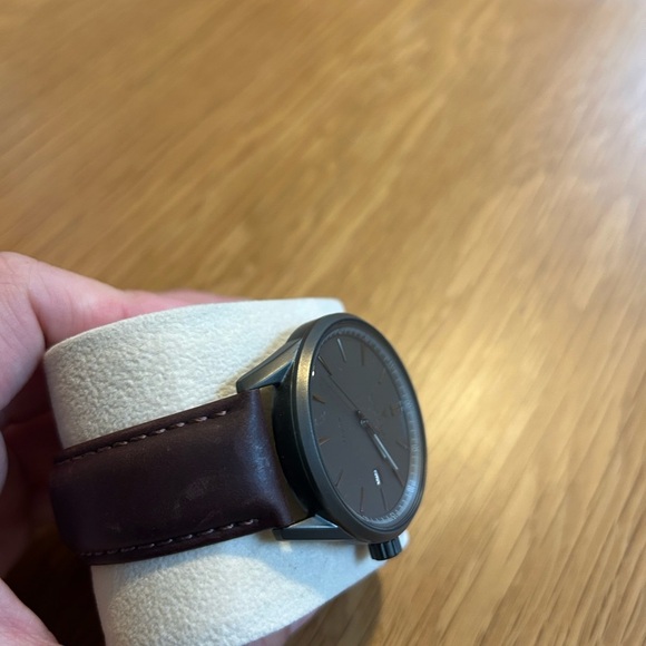 Vincero Gray Dial Watch with Brown Leather Strap - Picture 6 of 12